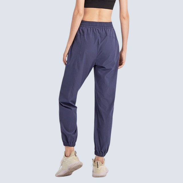 Lalisa Active Jogger - ALPHALETICS