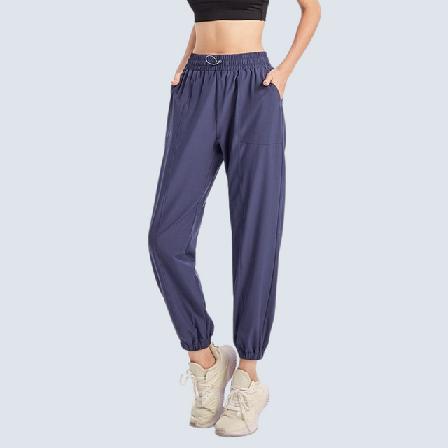 Lalisa Active Jogger - ALPHALETICS