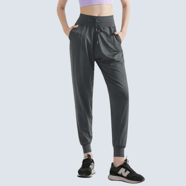 Kaira Active Jogger - ALPHALETICS