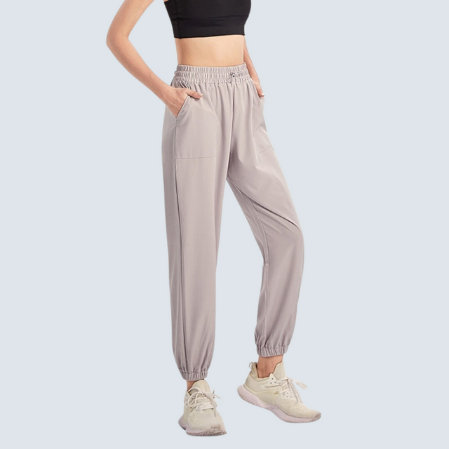 Lalisa Active Jogger - ALPHALETICS